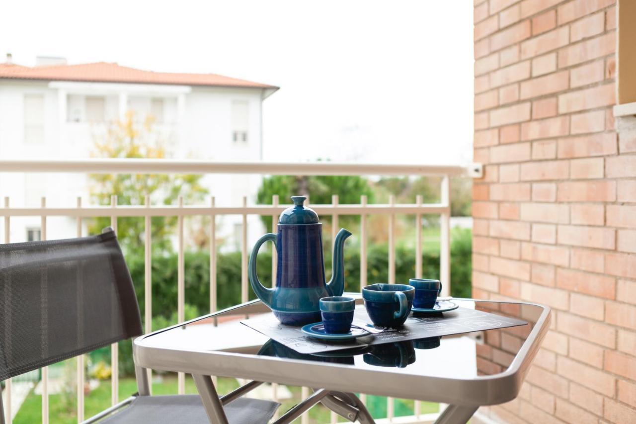 Seaside Flat With Swimming Pool And Private Parking Apartment Calambrone Bagian luar foto